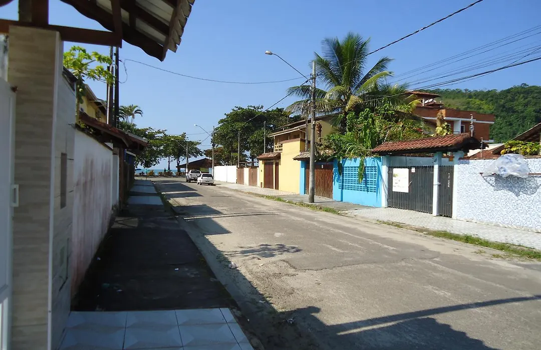 Chales Ubatuba I-1